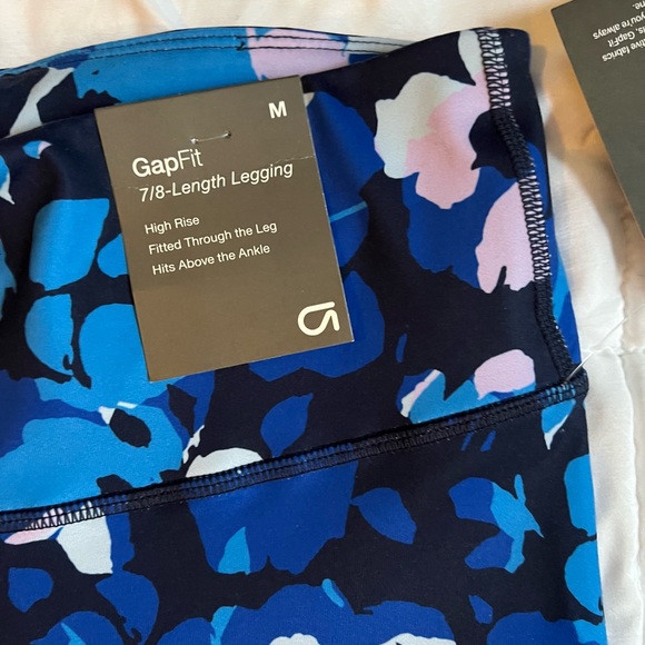 GAP Fit Exercise Leggings Medium - Picture 5 of 5